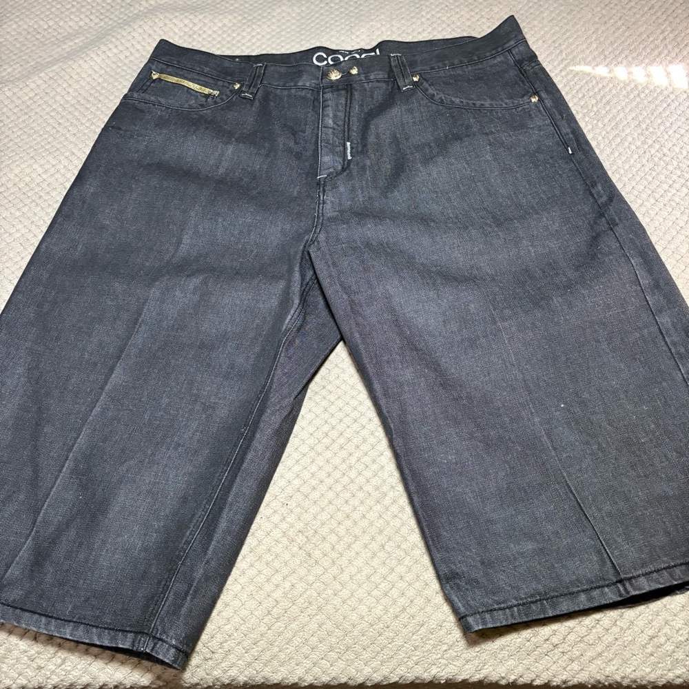 Coogi Shorts Mens 44 Black Baggy Embroidered Wide Leg Y2K Hip Hop Loose Denim